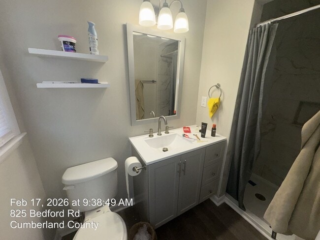 Building Photo - 825 Bedford Rd