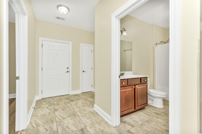 Building Photo - 304 Shelby Lawson Dr