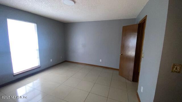 Building Photo - 5542 Bennington Dr