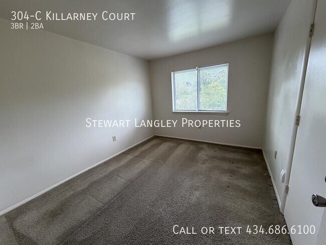 Building Photo - 304-C Killarney Court-