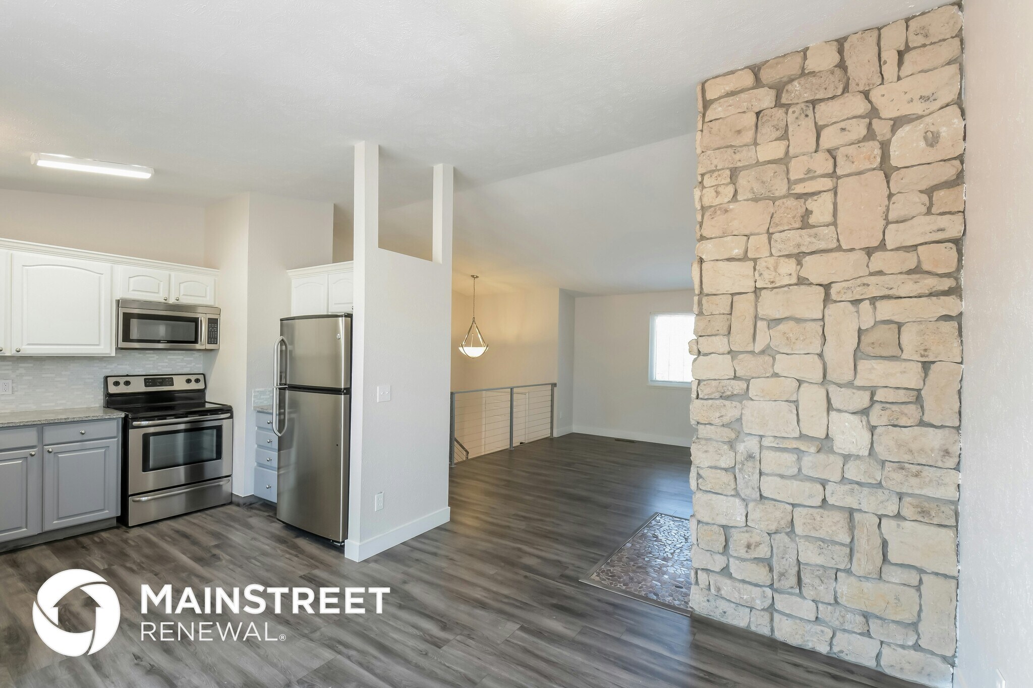 Building Photo - 17125 E Kent Dr