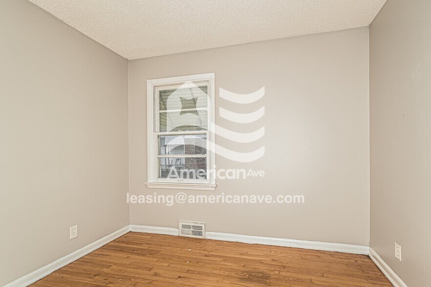 Building Photo - 9301 Nelan Dr