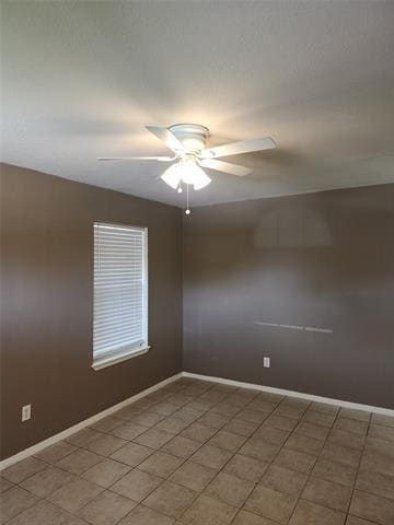 Building Photo - 8114 W Elizabeth Ln