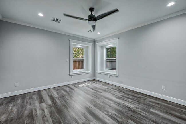 Building Photo - 11315 Alcott Dr