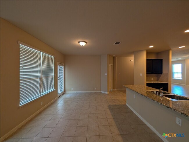 Building Photo - 1330 Ace Ranch St