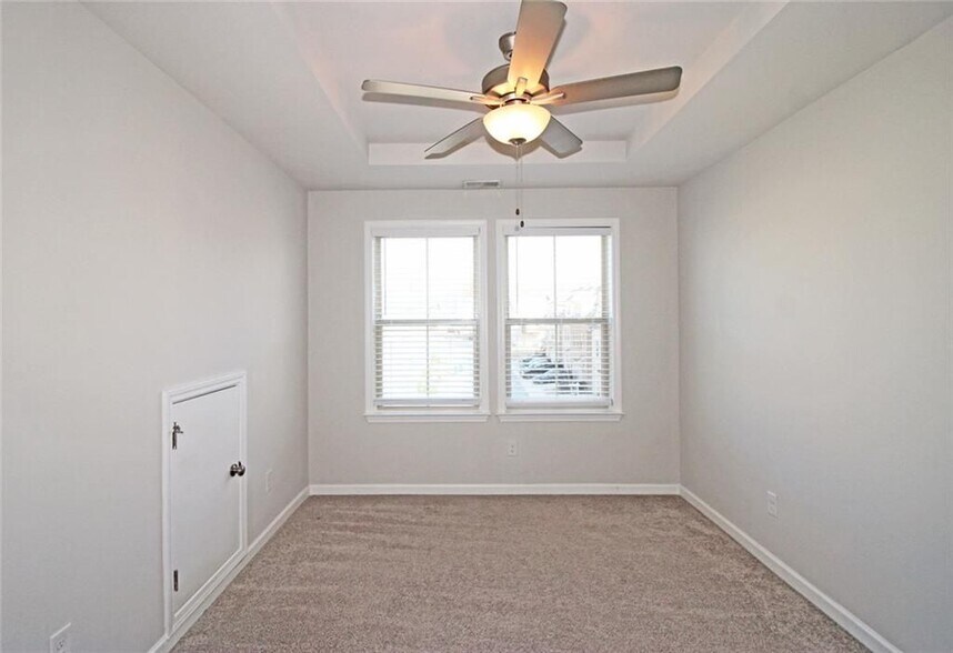 Building Photo - 1675 Coasta Way