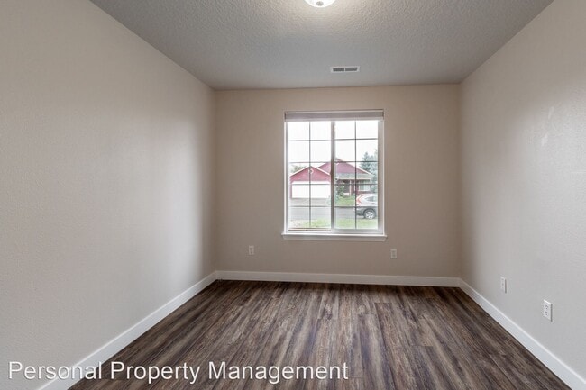 Building Photo - 3 br, 2 bath House - 15905 NE 89th St