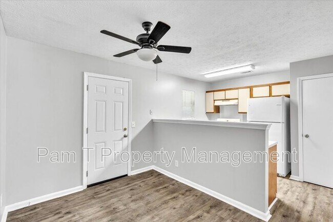 Building Photo - 235 Bordeaux Ln