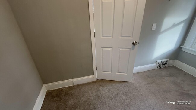 Building Photo - 3366 W 88th St