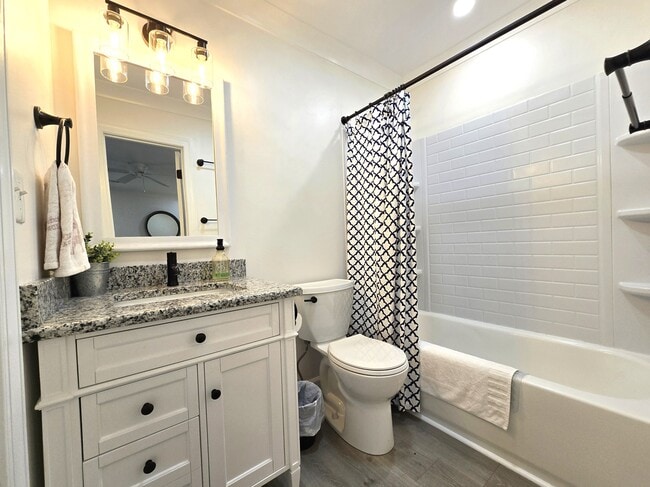 Building Photo - 508 Rock Cliff Ct