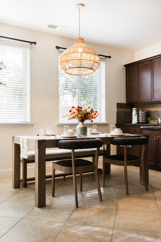 Building Photo - 1715 East Autumn Sage Avenue