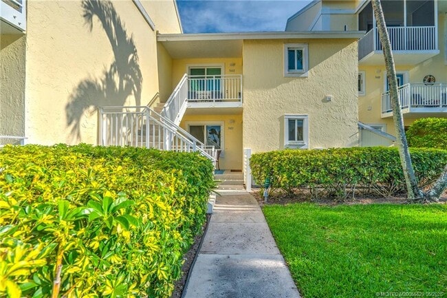 Building Photo - 5601 NE Gulfstream Way