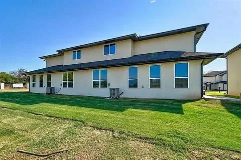 Building Photo - 616 Abadan Dr