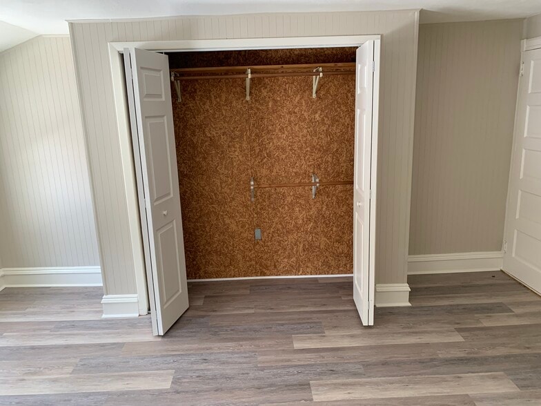 Bedroom 2 - 8 Hillside Ave