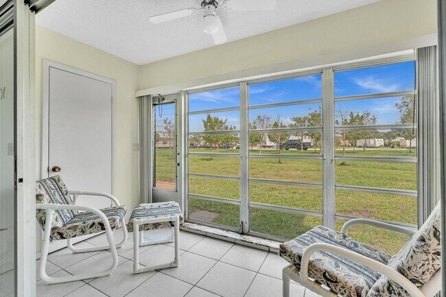 Building Photo - Beautiful 2 bedroom 2 bath in Delray - Desired 55+ community
