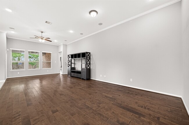 Building Photo - 3854 Fleetwood Falls Ln