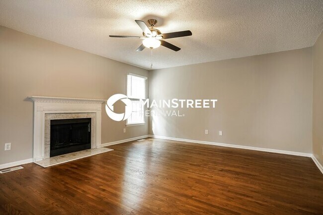 Building Photo - 3 Bedroom Pet-Friendly Home in Clayton, NC with Main Street Renewal