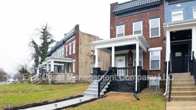 Building Photo - 2619 Loyola Northway