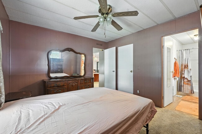 Building Photo - 163 Buchanan Cir