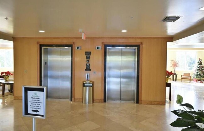 Building Photo - 3500 Coral Wy