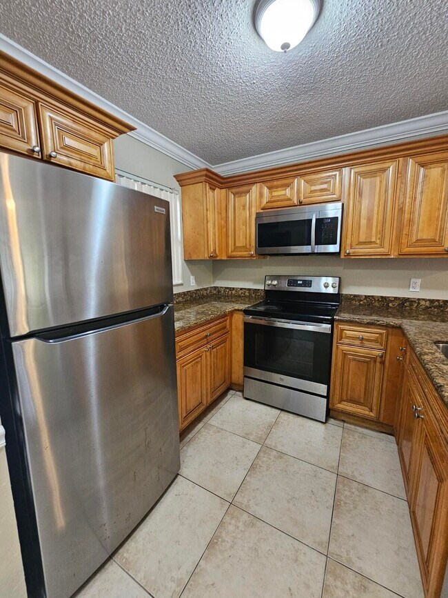 Building Photo - 1681 Balfour Point Dr