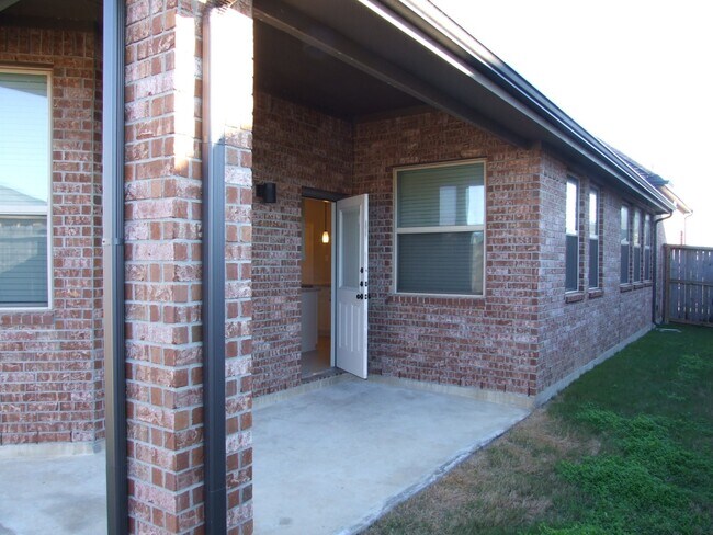 Building Photo - 29027 Crystal Rose Ln