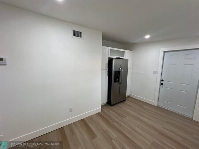 Building Photo - 10540 NW 28th Ave