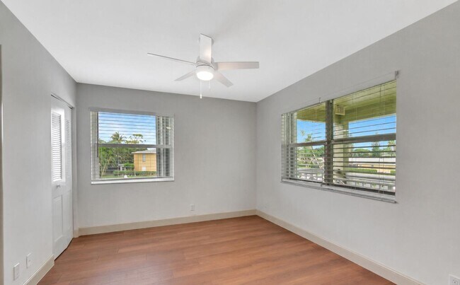 Building Photo - 1140 Mahogany Way