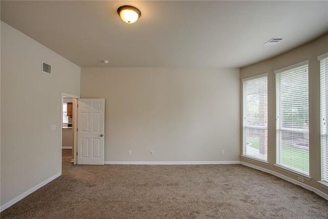 Building Photo - 811 Clear Meadow Ct