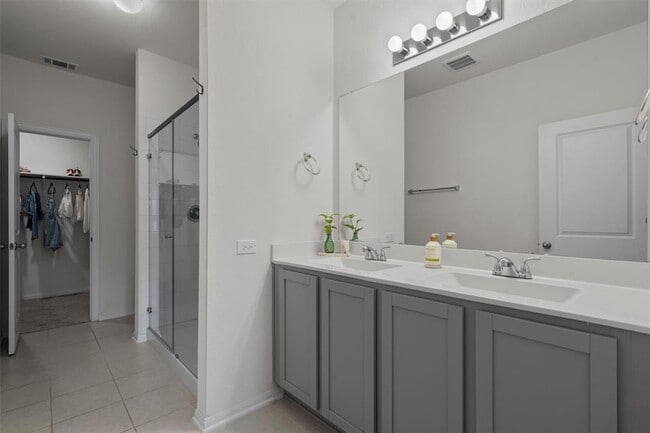 Building Photo - 6720 Coalinga Ln