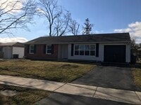 Building Photo - 607 W Maude Ave