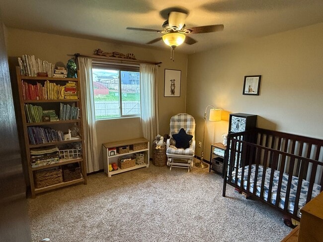 Building Photo - 4 Bedroom, 3 Bathroom Home for Rent