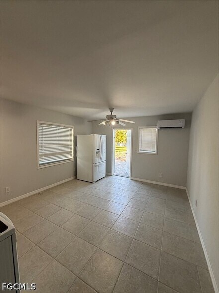 Building Photo - 14713 Kimberly Ln