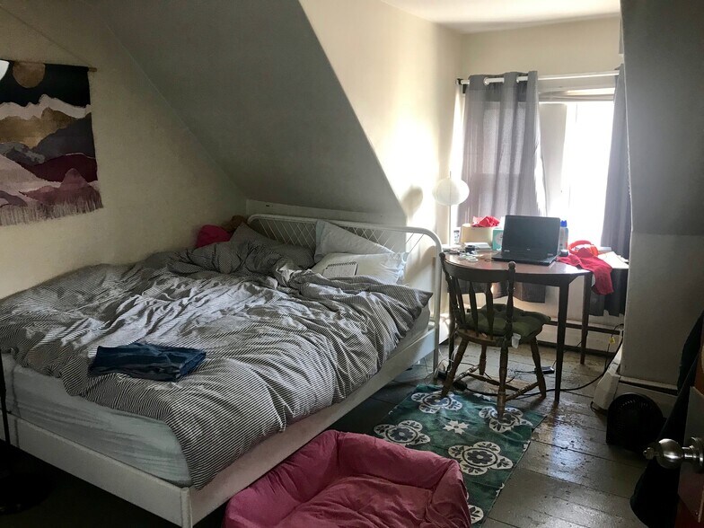 Building Photo - 7 Quincy St