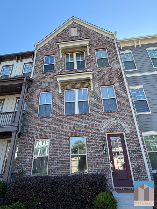 Building Photo - 2590 Morehead St