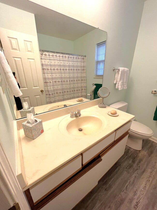 Building Photo - 3639 Stone Valley Dr