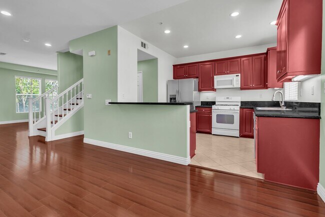 Building Photo - 26090 Stonehaven Dr