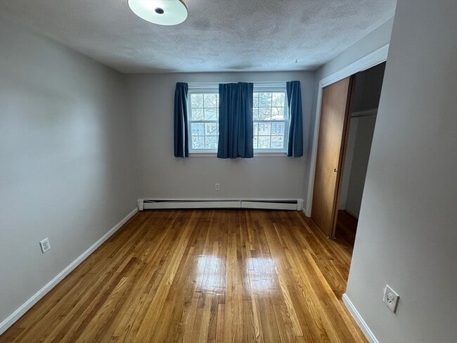 Building Photo - 108 Trimount Ave