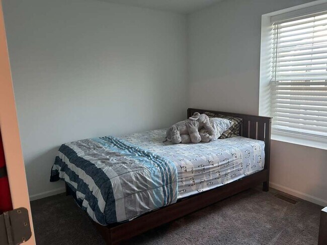 Building Photo - 4465 Chelsea Mnr Cir