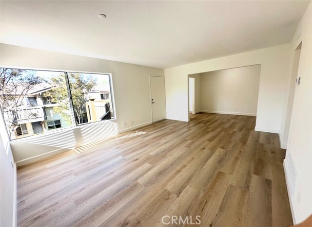 Building Photo - 90 Clearbrook