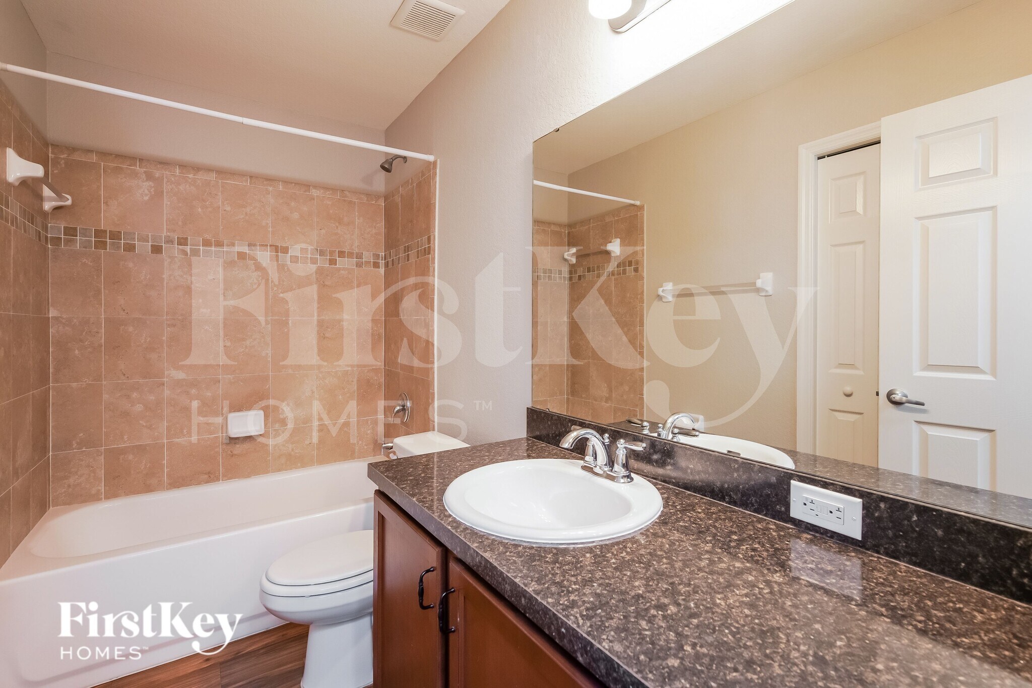 Building Photo - 881 Greenshank Dr