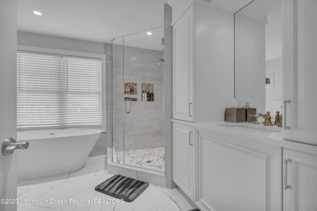 Building Photo - 502 Brighton Ave