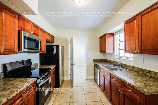 Building Photo - 1730 NW 187th St