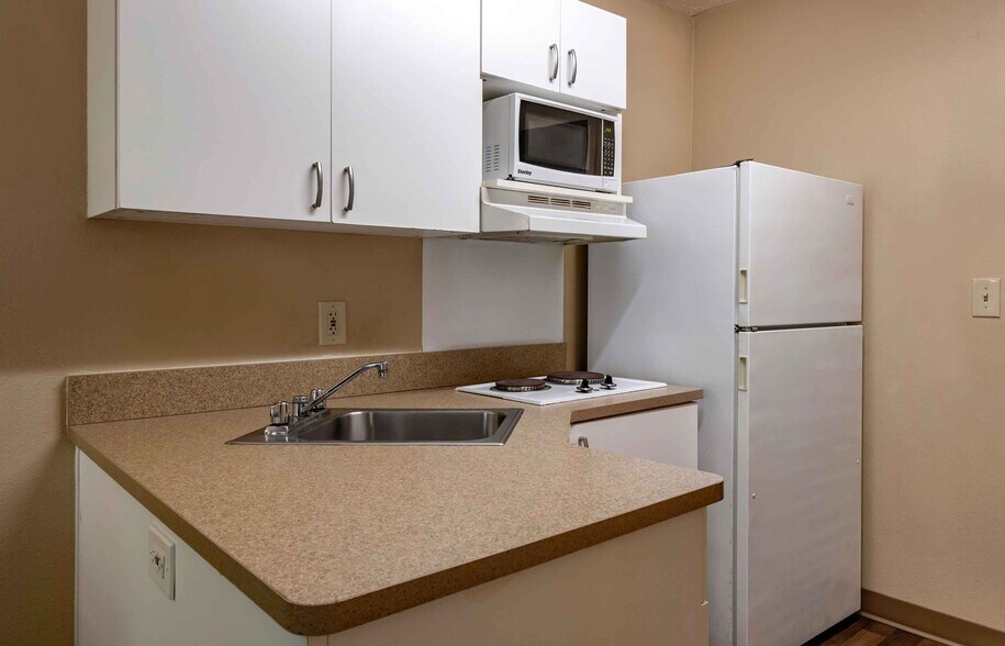 Building Photo - Furnished Studio-Jacksonville - Riverwalk ...