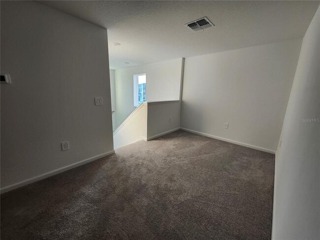 Building Photo - 2704 Lookout Rdg Rd