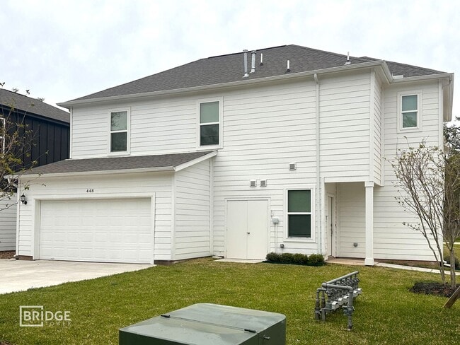 Building Photo - AMHERST