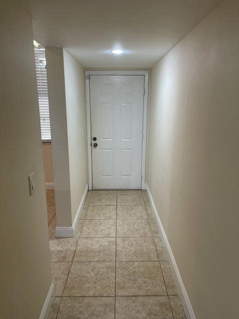 Building Photo - 3516 Whitehall Dr