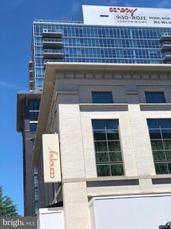 Building Photo - 930 Rose Ave