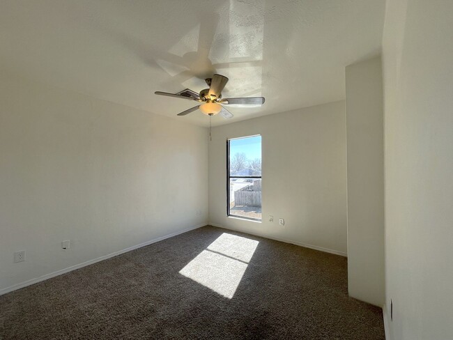 Building Photo - Welcome to this charming two-story single-...