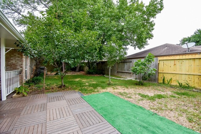 Building Photo - 14206 Ella Lee Ln